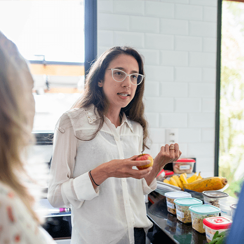 dietician walking patients through foods