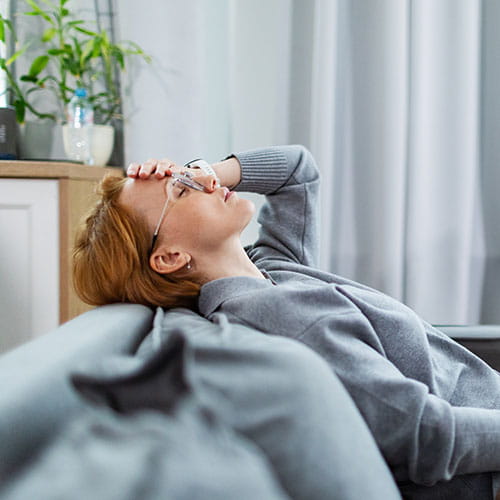 woman with migraine