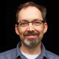 Kel Smith headshot